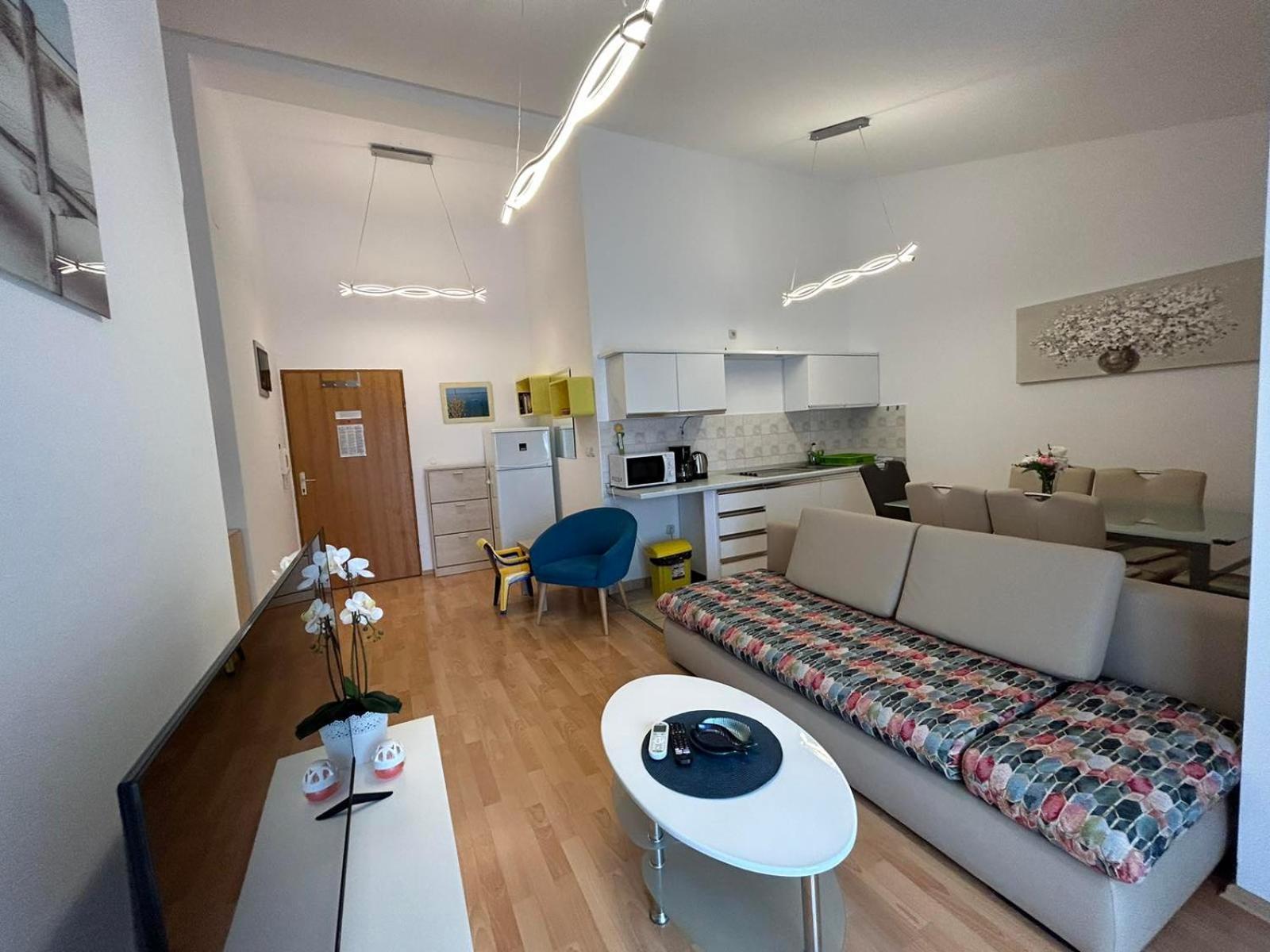Apartman Krase ميدولين المظهر الخارجي الصورة